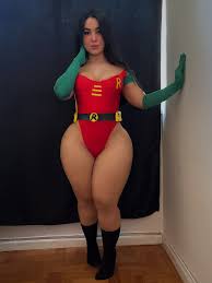 Victoria Matos X:ssä: robin 🦇 t.cor30QQqvxeZ  X
