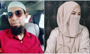 Yang hormat dato' sri aliff syukri bin kamarzaman, ssap, dimp (lahir 3 april 1987) merupakan salah seorang anak kepada pengasas produk kosmetik sendayu tinggi, rozita binti ibrahim. Bekas Pembantu Peribadi Aliff Syukri Meninggal Dunia