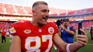 Taylor Swift, Travis Kelce appear to leave stadium together after Chiefs  win | Fox News