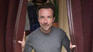 Discover lucas gregorowicz net worth, biography, age, height, dating, wiki. Lucas Gregorowicz Uber Erfolg Identitatssuche Und Den Muttertag B Z Berlin