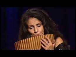 La flûte de pan fait partie des plus anciens instruments de musique du monde car, comme beaucoup de percussions, elle peut fonctionner sans être fabriquée. Daniela De Santos Ave Maria Live Youtube