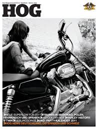 Les jantes en alliage de 18 et 17 pouces sont chaussées de pneumatiques michelin scorcher type 11. Download Harley News