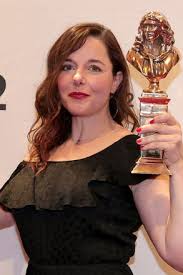 Join facebook to connect with laure calamy and others you may know. Laure Calamy Biographie Spectacles Films Theatre Et Photos