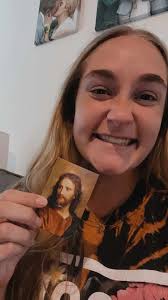 We are 3 friends who got together to praise our Savior in song. We want to  pass along our testimonies we have of the “Amazing Grace” of our Savior  Jesus Christ and