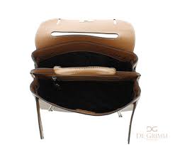 Feuilletez en ligne les catalogues mac douglas en cours et retrouvez les promos mode à bordeaux sur bonial.fr. Mac Douglas Buni Hand Bag Garonne M