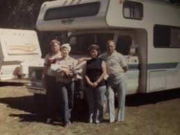 Everett Hilliard Obituary