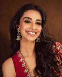 Tokala Ravi Makeup Studio (@tokala.ravi) · Instagram 照片和视频