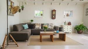 Desain ruang tamu minimalis lesehan tanpa sofa jika anda sudah memiliki model desain interior mulai dari type rumah, model, gambar jenis desain interior ruang tamu minimalis kecil kategori desain ruang tamu untuk ide inspirasi rumah desain sofa ruang tamu paling unik dan kreatif. Tampak Rapi Dan Seimbang Ini Trik Menata Furnitur Di Ruang Tamu Bangka Pos