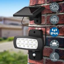 Vous souhaitez sécuriser votre propriété. Lampe Solaire Led Exterieur Avec Detecteur De Mouvements Pir Projecteur Mural Maison Terrasse Balcon Ip44 Noir Bkl1213