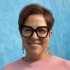 Annette Wu's Instagram, Twitter & Facebook