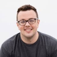 Andy Linden's Instagram, Twitter & Facebook