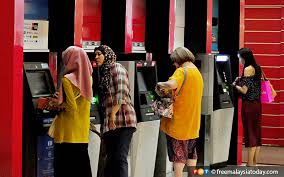 M journey and cash recycling machine (crm) at mbsb bank branches back online and operational (12 march 2021). Bank Atms To Open Only From 7am To 10pm Free Malaysia Today Fmt