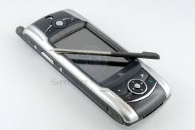 2004 - Motorola A925 Touchscreen UMTS ...