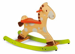 Epingle Par Gabriela Calderon Sur Logo Cheval A Bascule Cheval De Bois Pomme De Pin