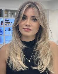 Danielle Dewhurst (danielledewhurs)