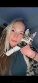 4ft squatcher. From Snohomish, Wa Thanks for looking🤠