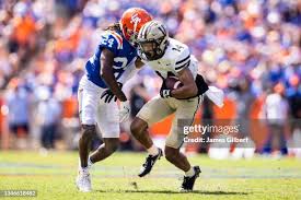 13 Avery Sheppard Stock Photos, High-Res Pictures, and Images