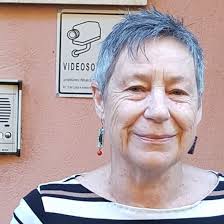 Lindy Taylor (@lindy.taylor.31) • Facebook, Connect with friends