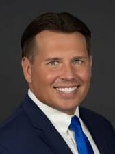 Vincent Hennigan's Instagram, Twitter & Facebook