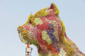 An impressive creation for its scale alone, puppy by jeff koons is unlike his past urban sculptures. Everything About Puppy The Flower Statue Guarding The Bilbao Guggenheim Museum