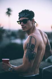 Is This Real Life Tattoo Sleeve Men Half Sleeve Tattoo Girls With Sleeve Tattoos