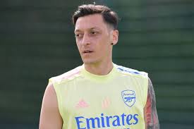 In fact, özil's manager contradicted that he already agreed a deal with fenerbahce. Mesut Ozil Absence At Arsenal Explained Ahead Of Fa Cup Final Football London