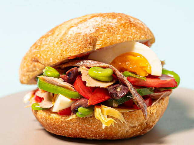 Pan Bagnat (Niçoise Tuna and Tomato Sandwich)