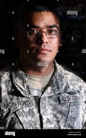 Purple heart awarded hi-res stock photography and images