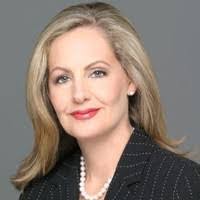 Lisa Brayer's Instagram, Twitter & Facebook