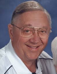 Stan Thom's Instagram, Twitter & Facebook