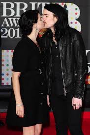 The 'summertime sadness' star reportedly accepted the scottish singer's proposal last summer, but they have been keeping it secret, according to us weekly magazine. Lana Del Rey Split Barrie James Oneill Break Up Glamour Uk