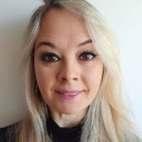 30+ "Daniela Perri" profiles