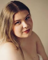 Kiara Herbert's Instagram, Twitter & Facebook