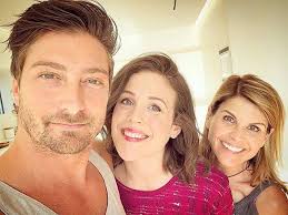 These two are always in my #hearties haha 😂 @erinkrakow @loriloughlin  #take2 #family