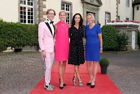 Pferdesport jockey starke gewinnt mit sisfahan sein achtes derby. Tv Series Festival Hochzeit Lang Lang Longines Balve Optimum Mit Lilly