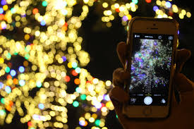 Menlo Park Gathers For Holiday Tree Lighting Ceremony Peninsula Press