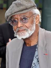 R.I.P., Robbie** Another extraordinarily talented icon has passed away. You  will be missed.