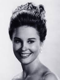 Cheryl Bogart's Instagram, Twitter & Facebook