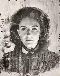 Anisa Evans's Instagram, Twitter & Facebook