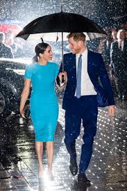 Meghan markle and prince harry are now a family of four! The Photographer Behind That Iconic Photo Of Prince Harry And Meghan Markle Explains How He Got The Shot Vogue Paris