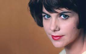 Morta Jody Miller, cantante americana che partecipò a Sanremo nel 1965 I  Sky TG24