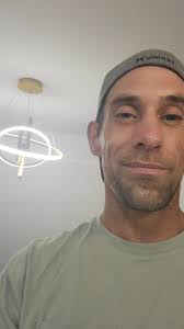 First photo was a year ago at my lowest physically unable to stay sober and  the 2nd photo is me 31 days sober of ketamine.didnt go more than 3 days  sober for