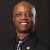 Kerry Robinson's Instagram, Twitter & Facebook