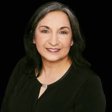 Sandra Knowlton's Instagram, Twitter & Facebook