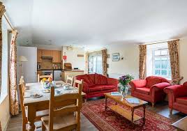 Sunway house, raglan road, lowestoft, suffolk nr32 2lw. Traditional Holiday Cottages At Budock Vean Hotel Cornwall