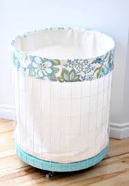 Jun 16, 2020 · for laundry stripping, you'll need 1/4 cup borax + 1/4 cup washing soda + 1/2 cup powdered detergent. Diy Hamper Liner Perfect For Wire Laundry Hampers
