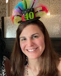 This is 40! 🤩 My friends and family know how much I LOVE birthdays! No, I  really do. I mean, why wouldn't you want to celebrate YOUR day?! 🥳 Every  year brings