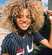 Credit Dailiperez Tag Curlsgoals To Be Featured Curly Hair Curlyhair Curls Goals Blonde Curly Hair Curly Hair Styles Naturally Curly Hair Styles