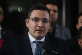 Tres amparos buscan revertir elección de Junta Directiva del Congreso