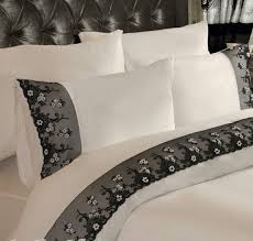 Ayisil Deger Adli Kullanicinin Pikeler Panosundaki Pin Nevresim Takimlari Yatak Carsaflari Nevresim Takimi